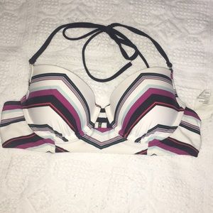 Abercrombie and Fitch bikini top ❤️🍬2/$20🍬❤️